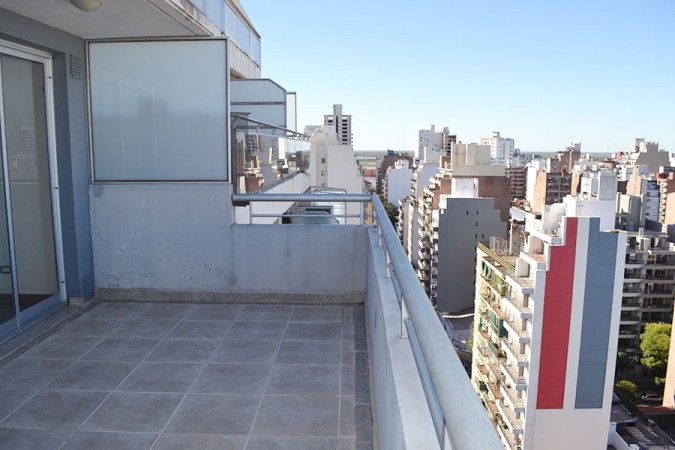 VENTA DEPARTAMENTO Semipiso a estrenar Un dormitorio - Categoria - Balcon frente y contrafrente - Amenities -Entrega inmediata - Italia 264 