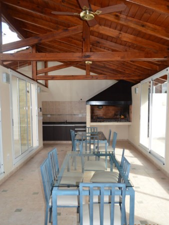 VENTA DEPARTAMENTO Semipiso a estrenar Un dormitorio - Categoria - Balcon frente y contrafrente - Amenities -Entrega inmediata - Italia 264 