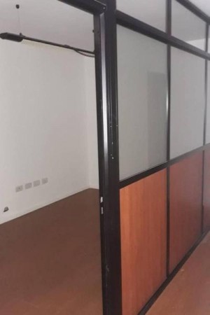 OFICINA zona tribunales - Piso exclusivo - Equipada - 80m2 - Entrega inmediata - Montevideo 2400