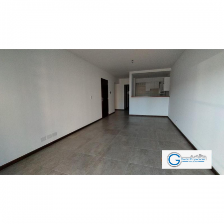 VENTA DEPARTAMENTO Semipiso UN DORMITORIO - Al frente, ventilacion cruzada - Entrega inmediata - Santa Fe 2500
