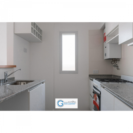 VENTA DEPARTAMENTO Semipiso UN DORMITORIO - Balcon al frente - Entrega inmediata - Cordoba 2600