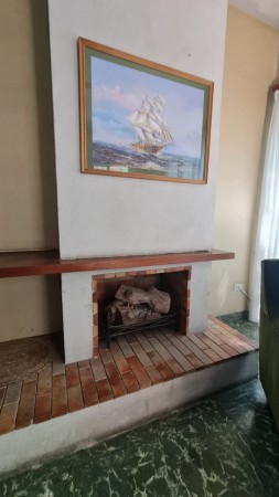 EN VENTA Importante CASA AL FRENTE en DOS PLANTAS - 3 DORMITORIOS - Patio, jardin - Callao 3300