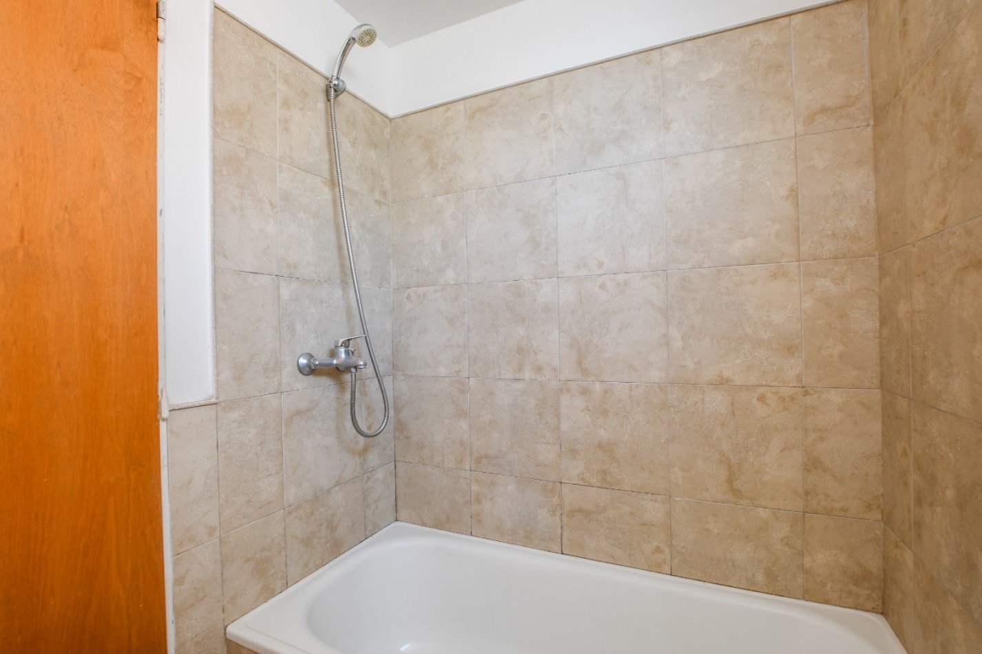 VENTA OPORTUNIDAD Vista despejada Plaza Lopez. Un dormitorio. ENTREGA INMEDIATA