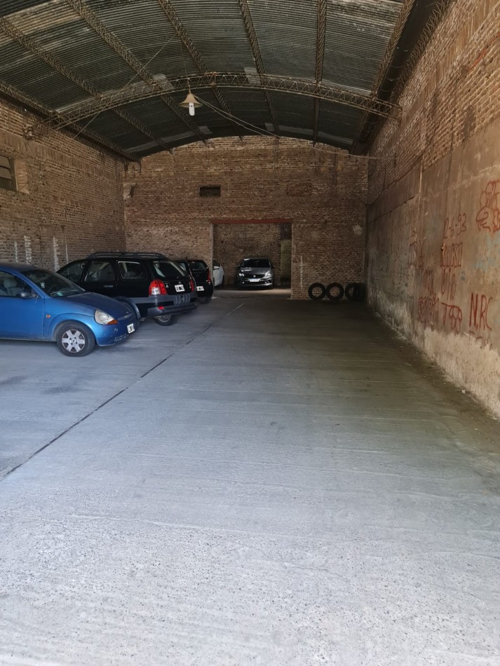 OPORTUNIDAD VENTA GALPON - Fraga 200