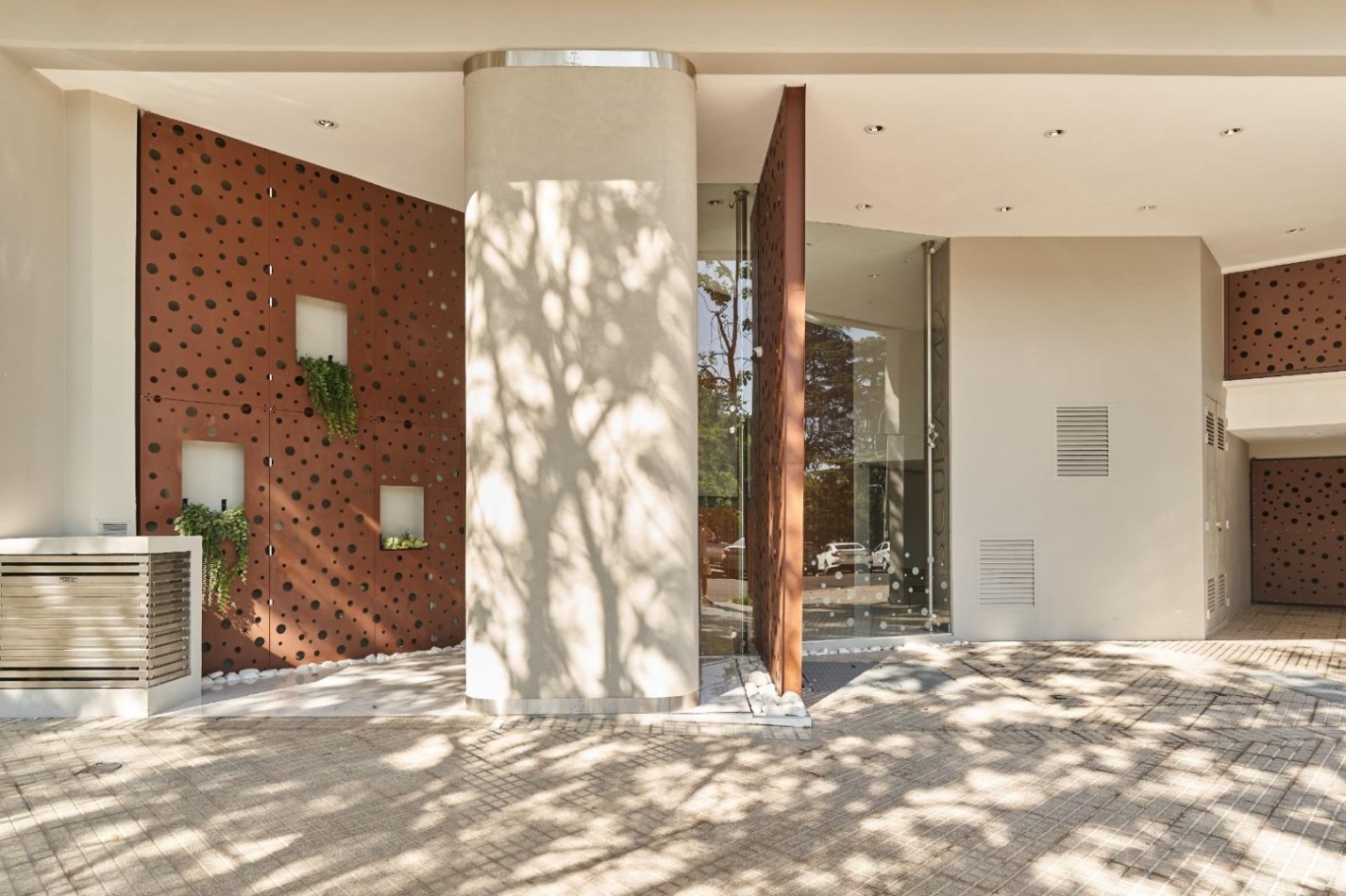 VENTA - Piso exclusivo - DOS dormitorios - Vista franca al rio - Balcon corrido - Cochera - Amenities - BARRIO MARTIN. ENTREGA INMEDIATA