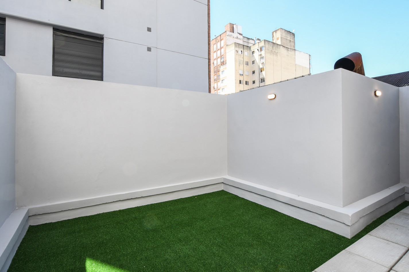 VENTA Oportunidad UN DORMITORIO CON PATIO - Terraza con quincho y parrillero - FINANCIACION - ENTREGA INMEDIATA
