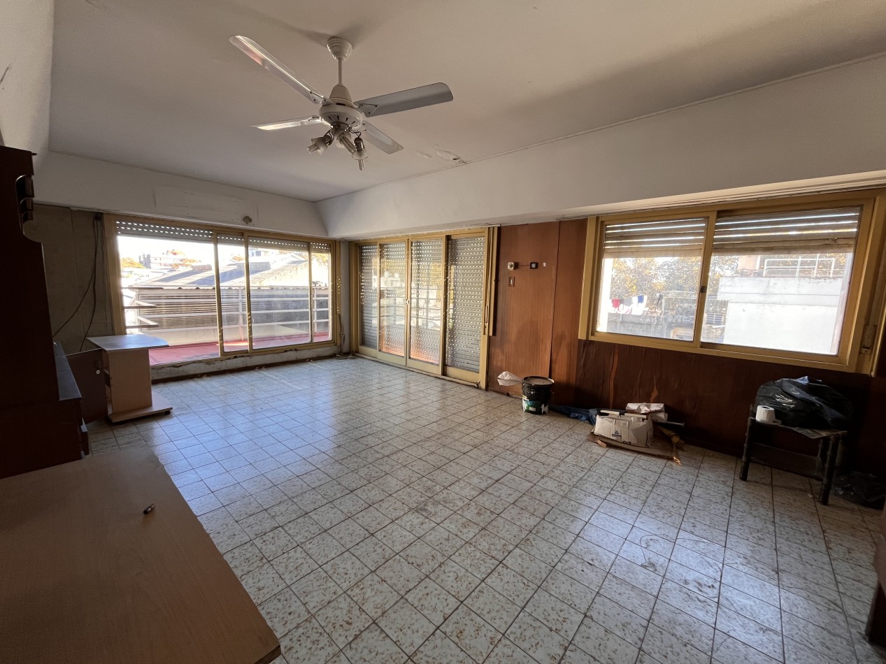 Dos dormitorios con terraza exclusiva y parrillero en barrio España y Hospitales - POSIBILIDAD DE FINANCIACION O PERMUTA