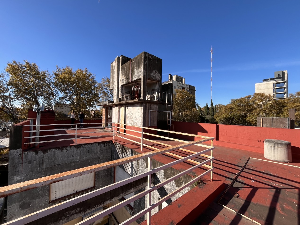 Dos dormitorios con terraza exclusiva y parrillero en barrio España y Hospitales - POSIBILIDAD DE FINANCIACION O PERMUTA