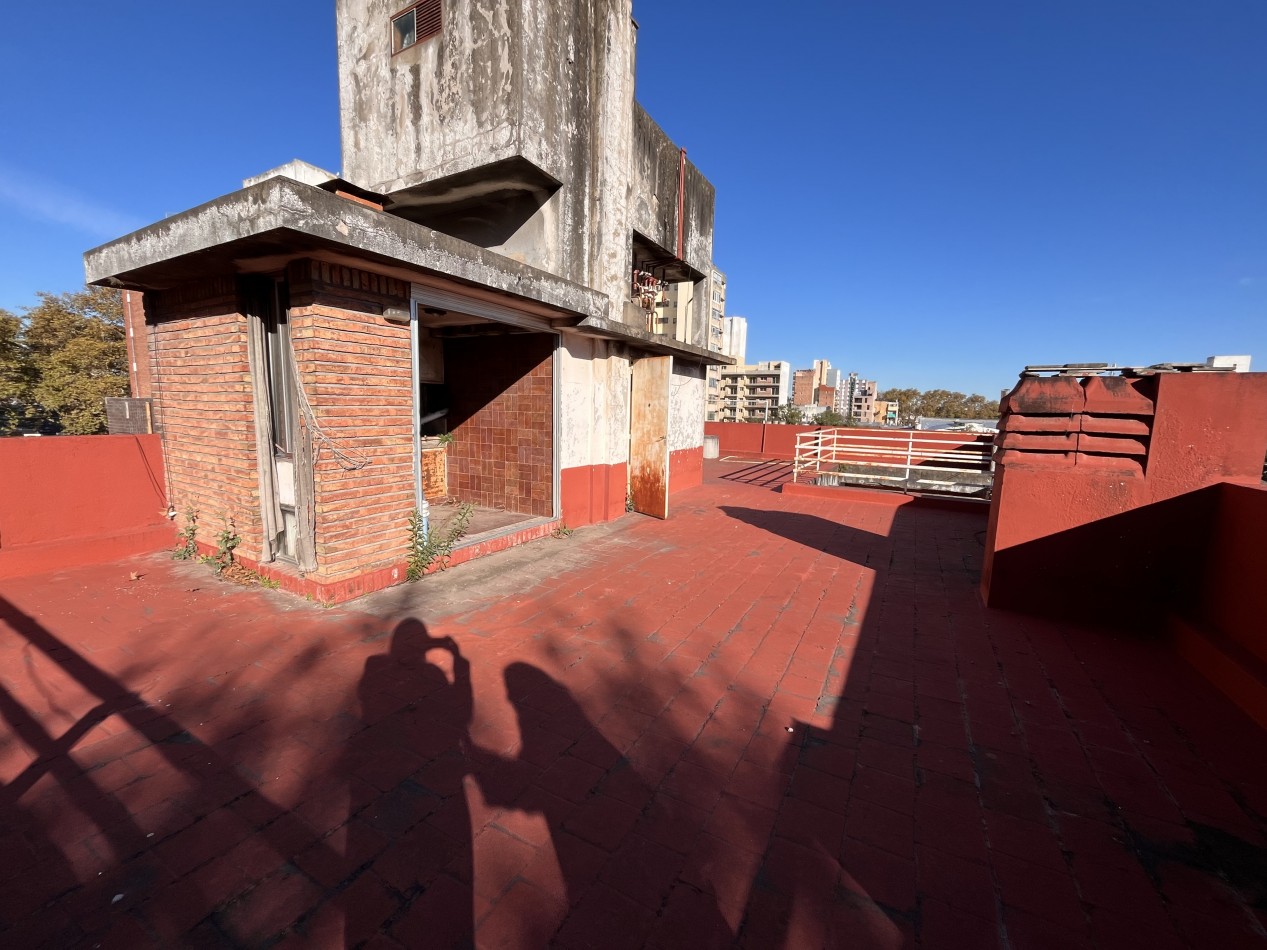 Dos dormitorios con terraza exclusiva y parrillero en barrio España y Hospitales - POSIBILIDAD DE FINANCIACION O PERMUTA