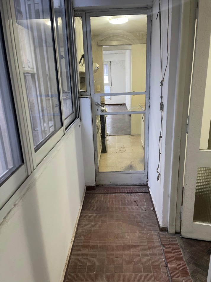 Semipiso DOS DORMITORIOS al frente - Jujuy 1400 - Zona rio