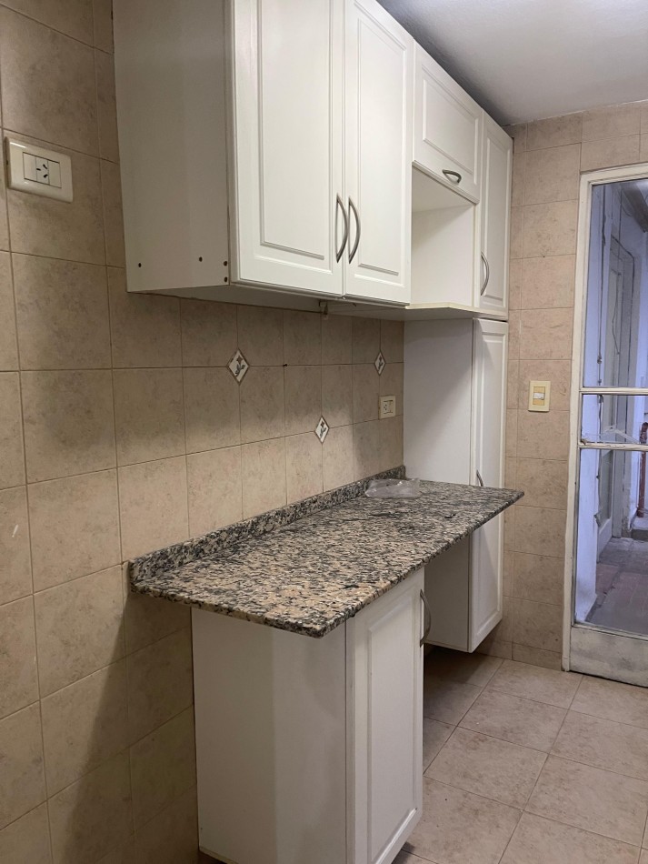 Semipiso DOS DORMITORIOS al frente - Jujuy 1400 - Zona rio