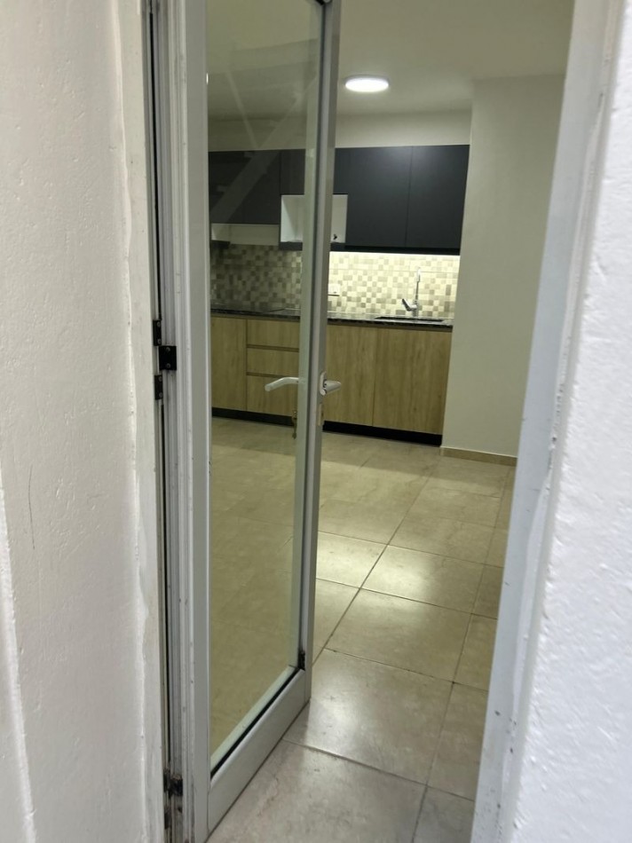 Duplex UN DORMITORIO, reciclado a nuevo - BARRIO LOURDES