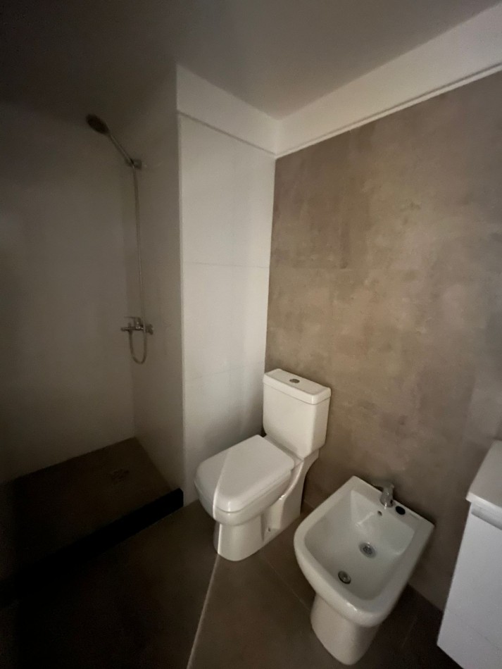 Depto DOS DORMITORIOS, BALCON AL FRENTE - Amenities -  Montevideo 1620 - ENTREGA INMEDIATA!