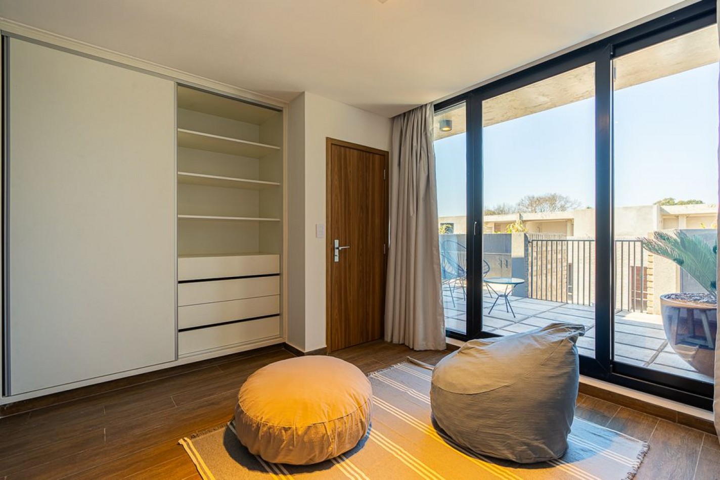 oportunidad Casa 3 dormitorios en FISHERTON - Piscina, jardin, parrillero - Cochera - Proxima entrega