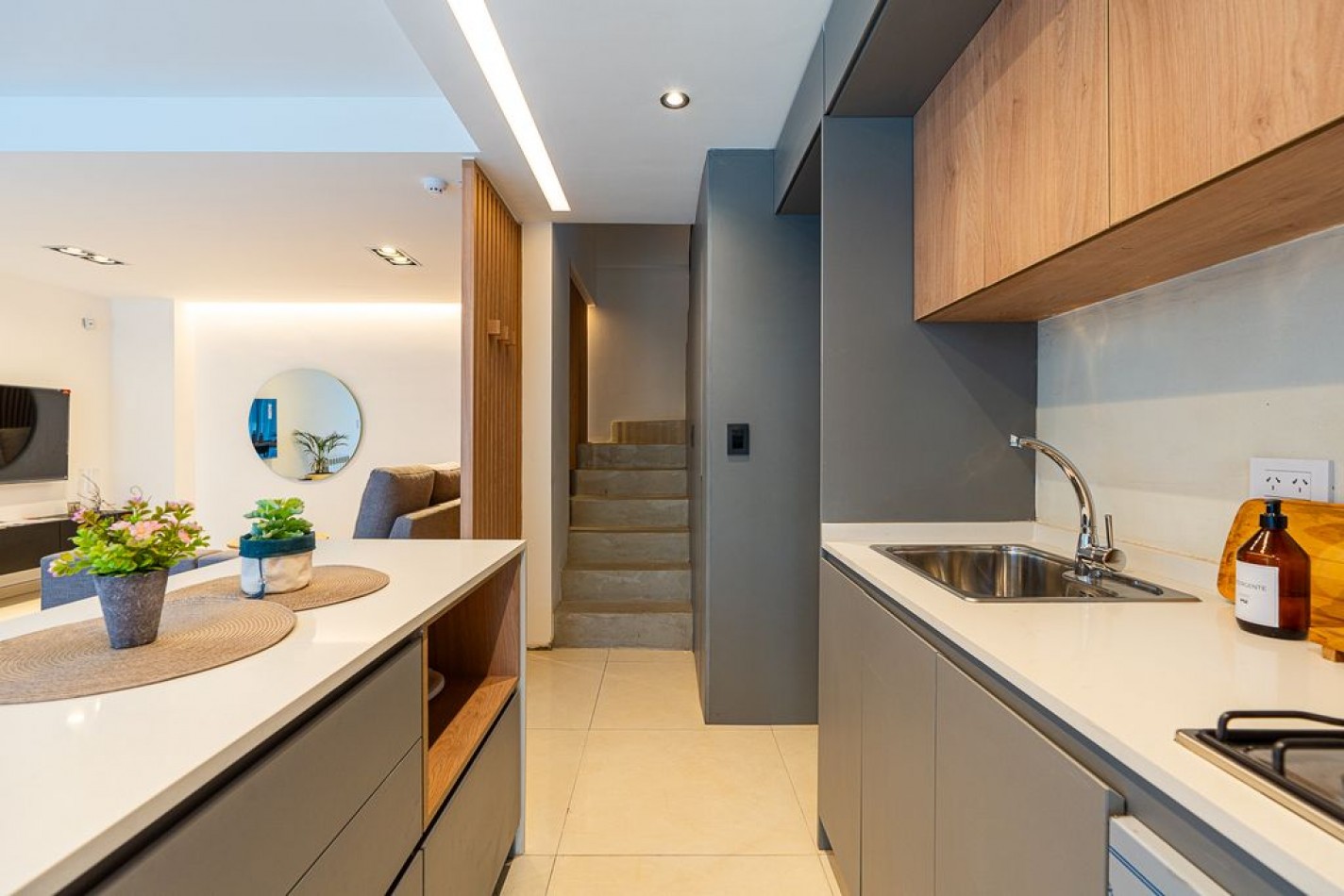 VENTA DEPARTAMENTO DUPLEX DOS DORMITORIOS  - Terraza exclusiva - FISHERTON - Proyecto en construccion 