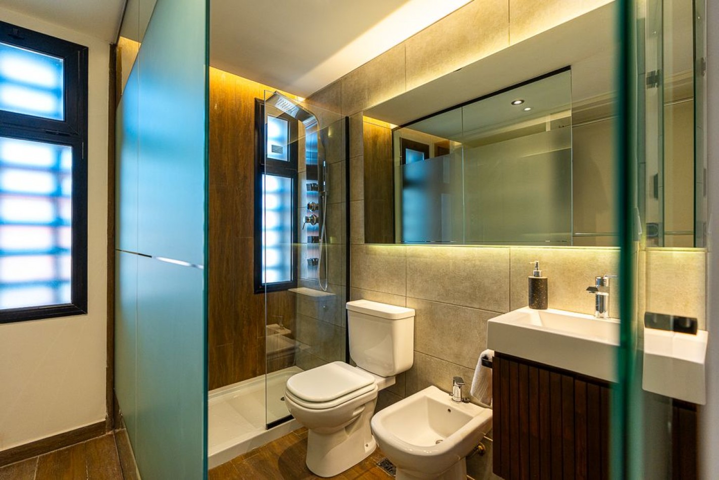 VENTA DEPARTAMENTO DUPLEX DOS DORMITORIOS  - Terraza exclusiva - FISHERTON - Proyecto en construccion 