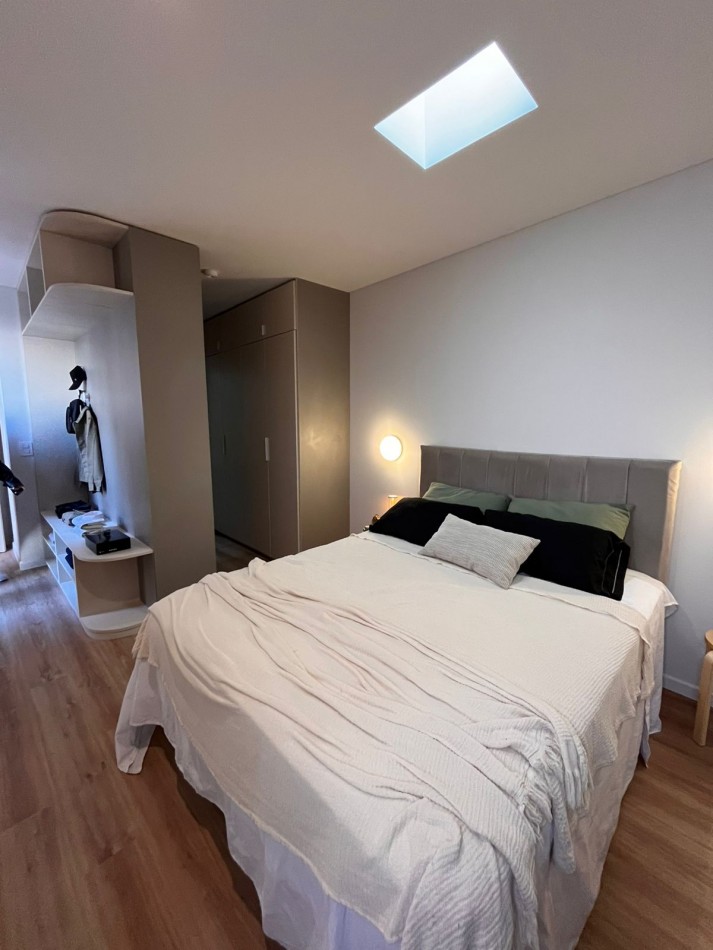 Espectacular CASA de diseño, 3 dormitorios, patio, piscina, terraza, cochera - BARRIO LOURDES