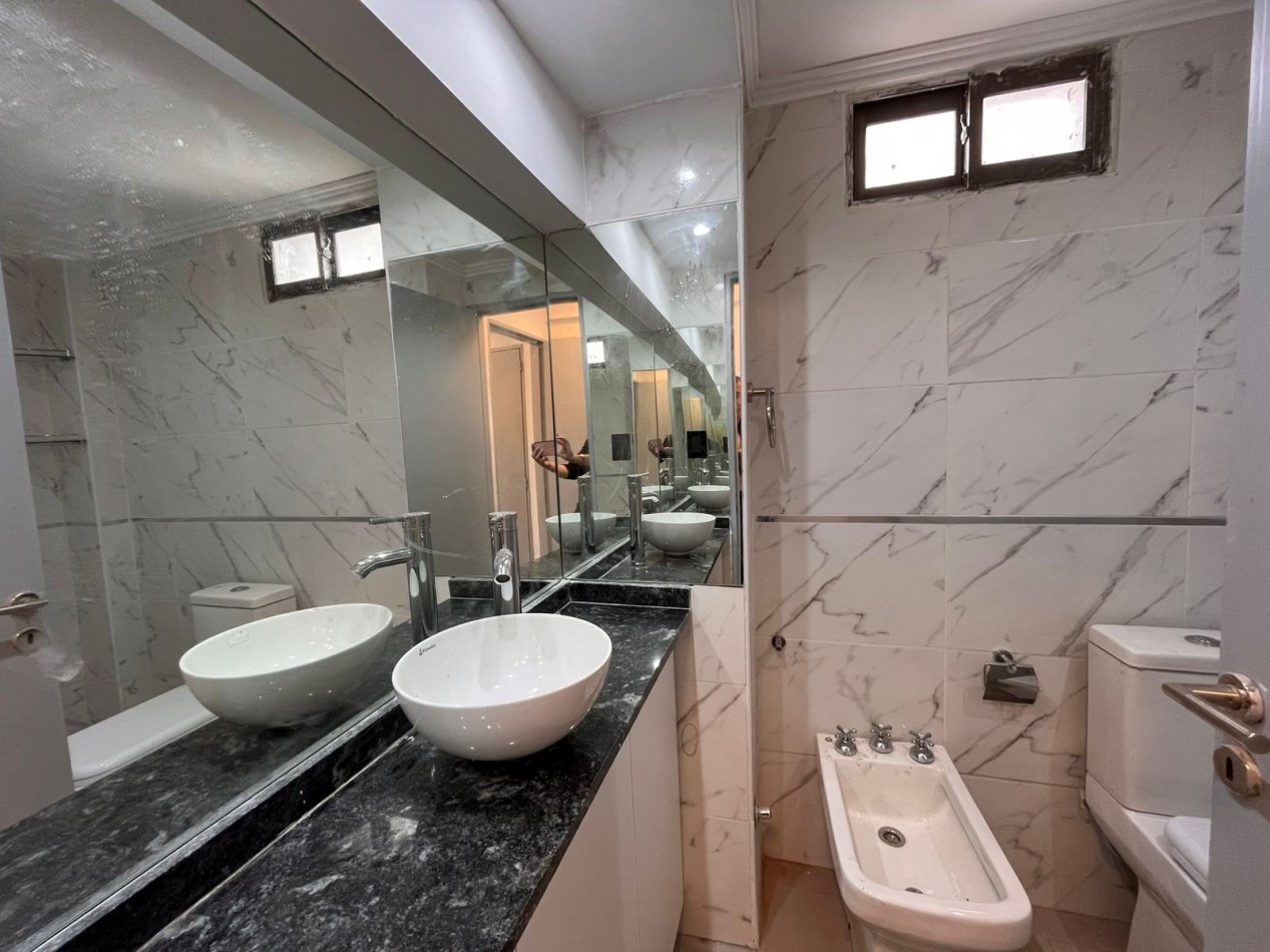 SEMIPISO DE UN DORMITORIO, RECICLADO A NUEVO, BALCON AL FRENTE - MITRE 1511