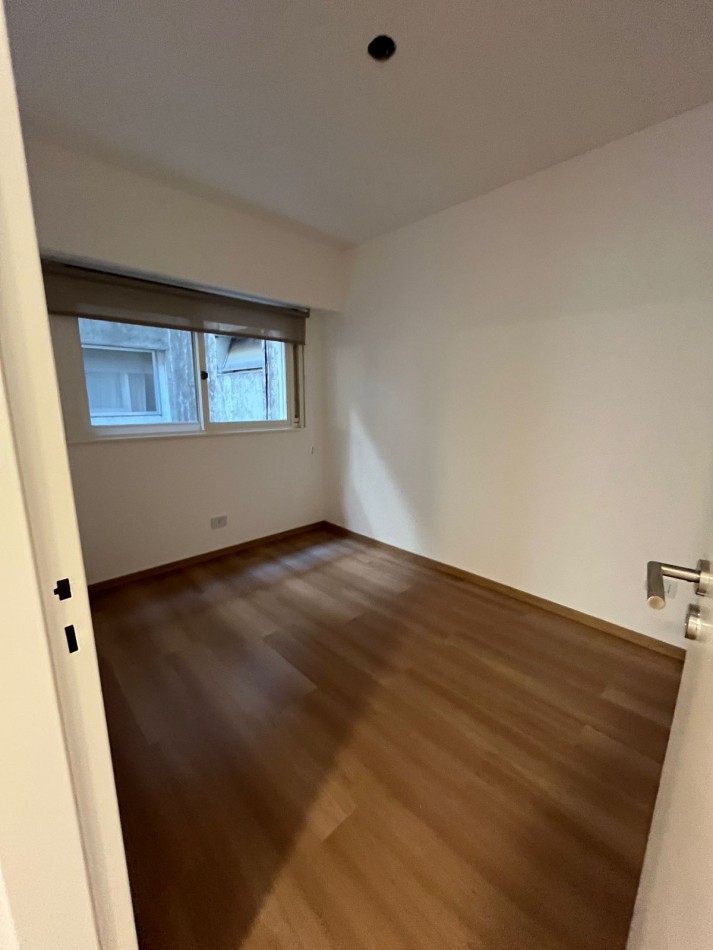 Hermoso departamento de 3 dormitorios reciclado a nuevo - Entre Rios 318