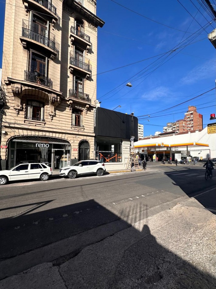 COCHERA EN VENTA! Corrientes 300