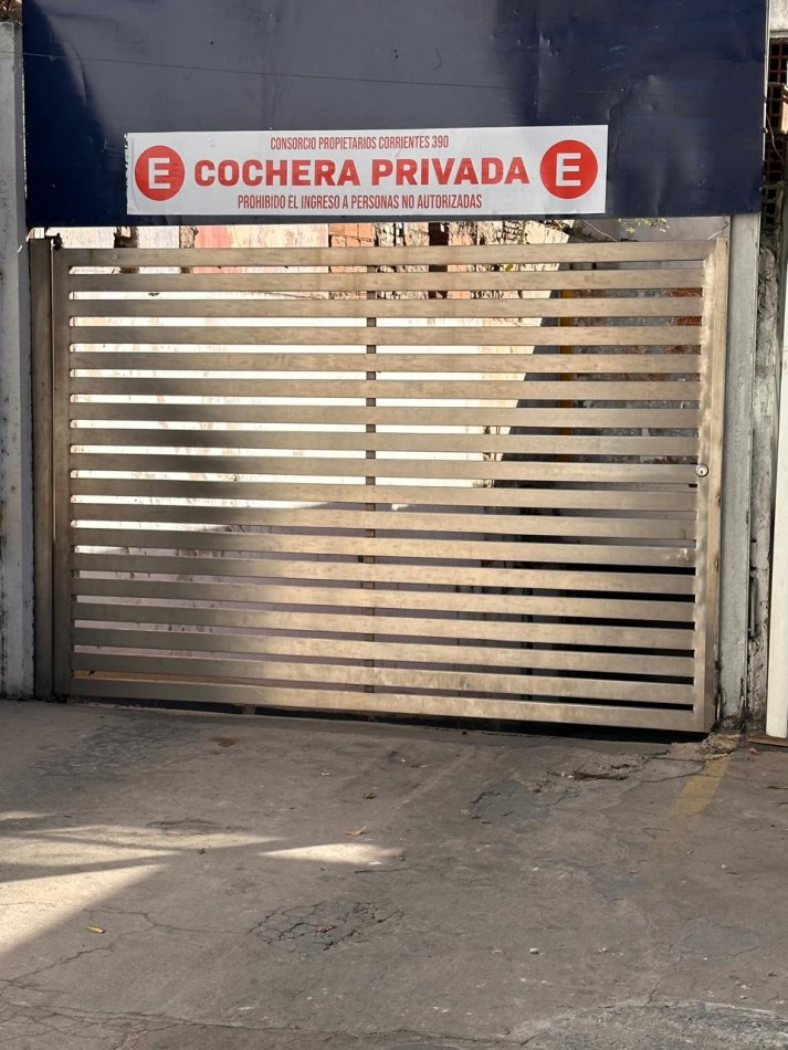 COCHERA EN VENTA! Corrientes 300