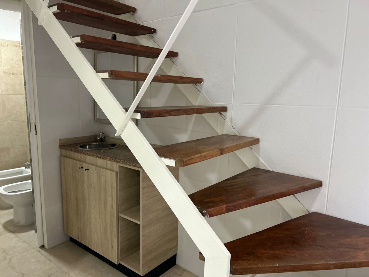 OPORTUNIDAD! UNIDAD TIPO DUPLEX. SAN LUIS 2000