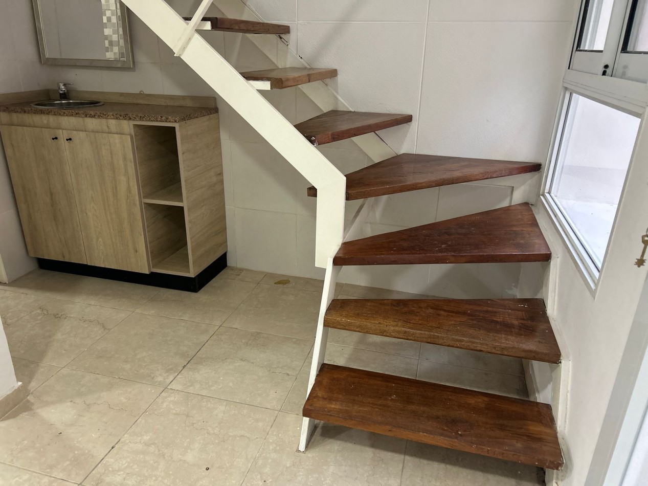 OPORTUNIDAD! UNIDAD TIPO DUPLEX. SAN LUIS 2000