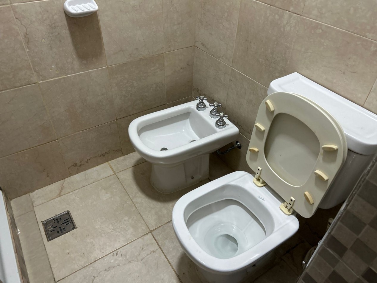 OPORTUNIDAD! UNIDAD TIPO DUPLEX. SAN LUIS 2000