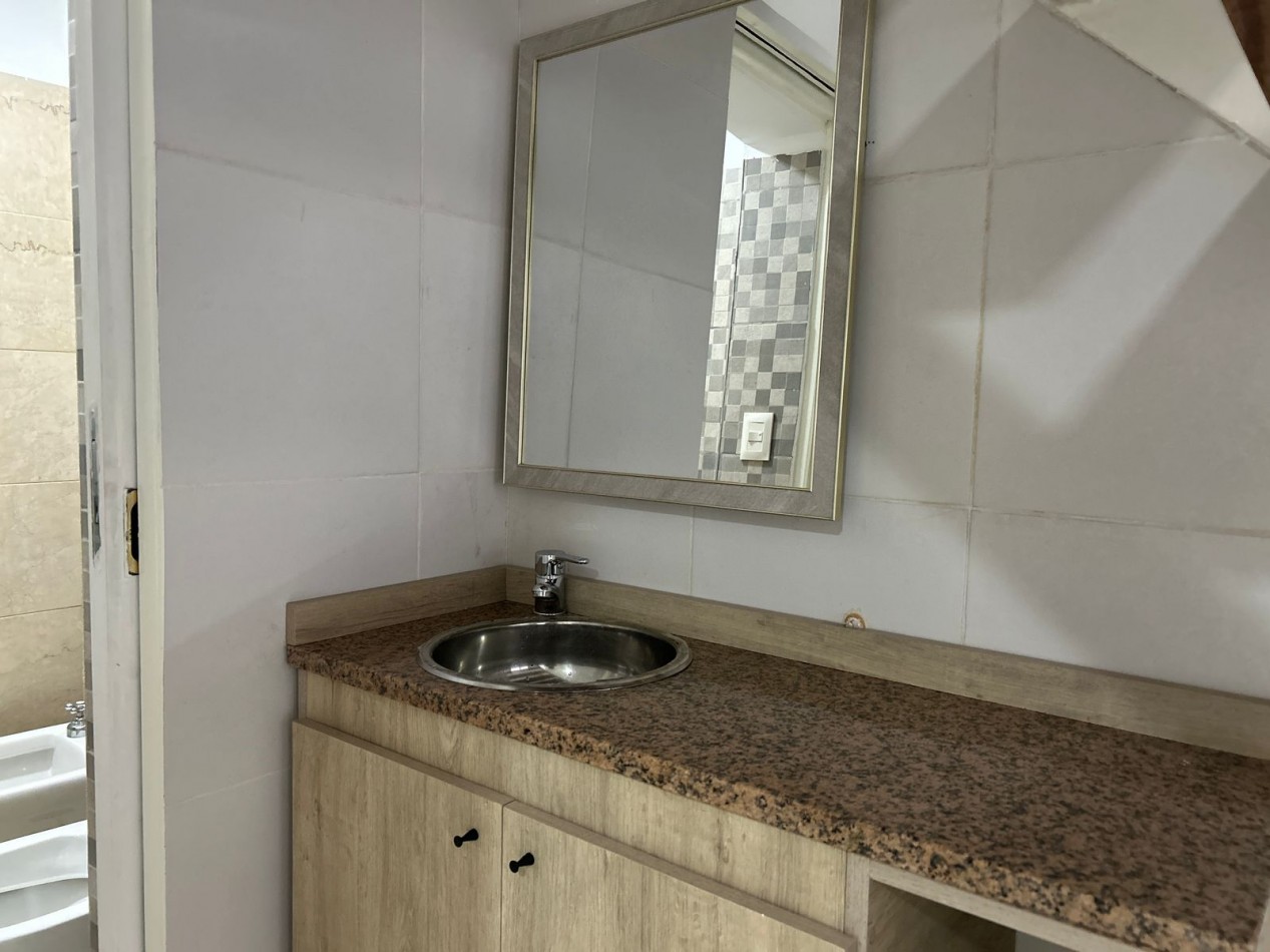 OPORTUNIDAD! UNIDAD TIPO DUPLEX. SAN LUIS 2000