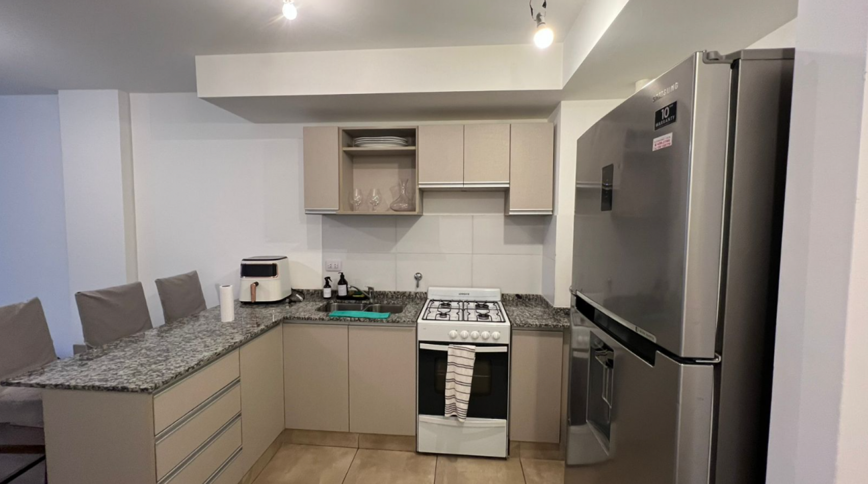 EN VENTA! Departamento 1 dormitorio. laprida 1300