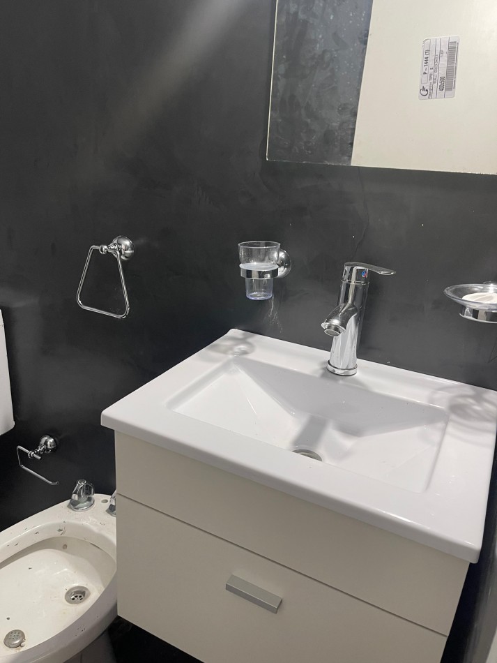 OPRTUNIDAD UNICA. DEPTO 2 DORMITORIOS. Catamarca 1500