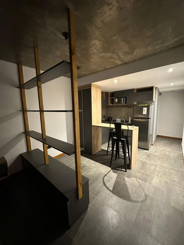 ¡OPORTUNIDAD! monoambiente completamente amoblado! edificio con amenities. Cerrito 700