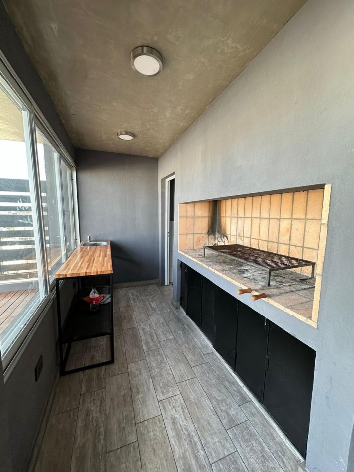 ¡OPORTUNIDAD! monoambiente completamente amoblado! edificio con amenities. Cerrito 700