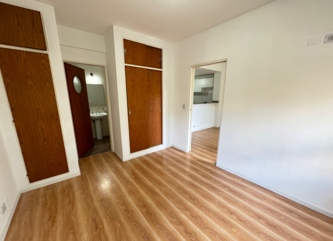 ¡EN VENTA! 1 DORMITORIO AL FRENTE. Cordoba 3900