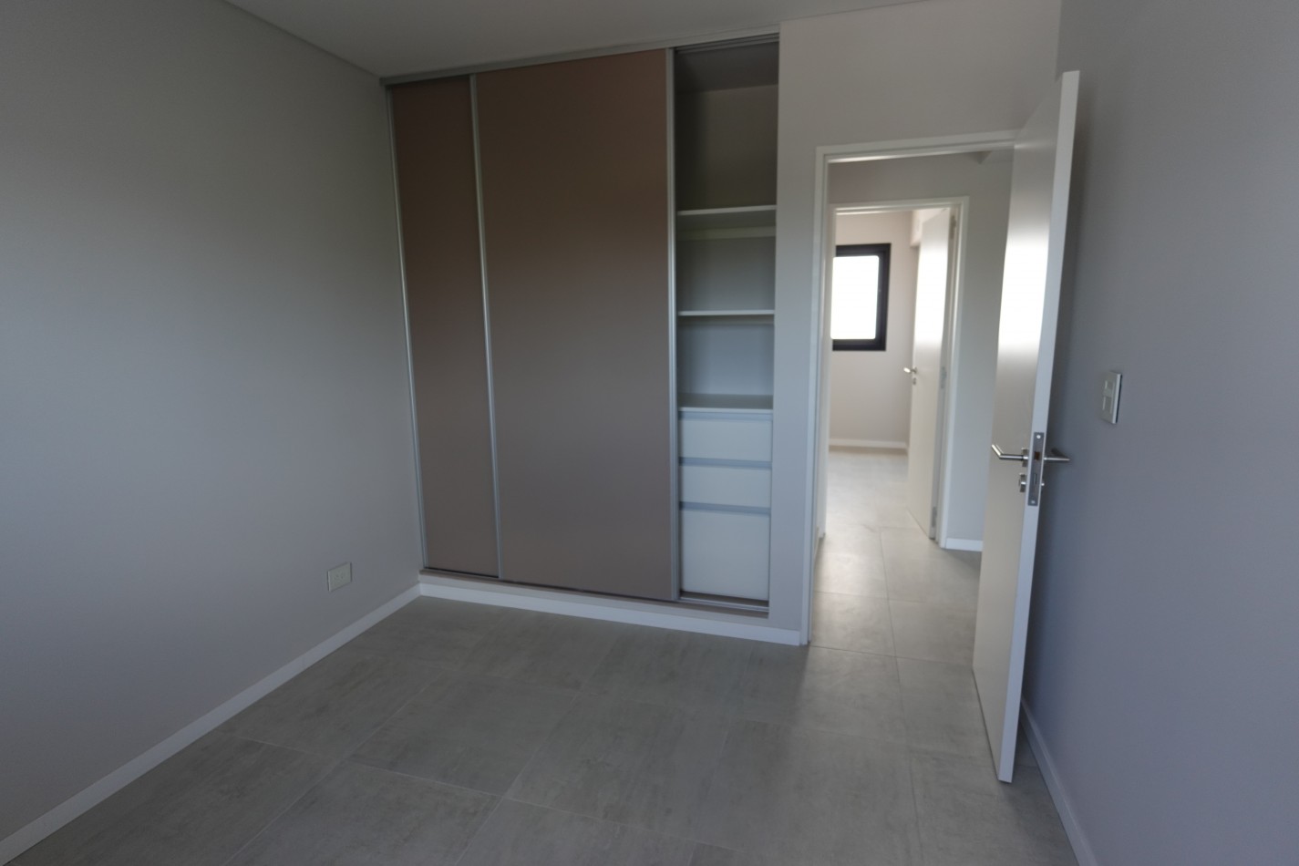 EN VENTA. Depto 2 dormitorios. EXCELENTE ZONA. Mendoza 2600