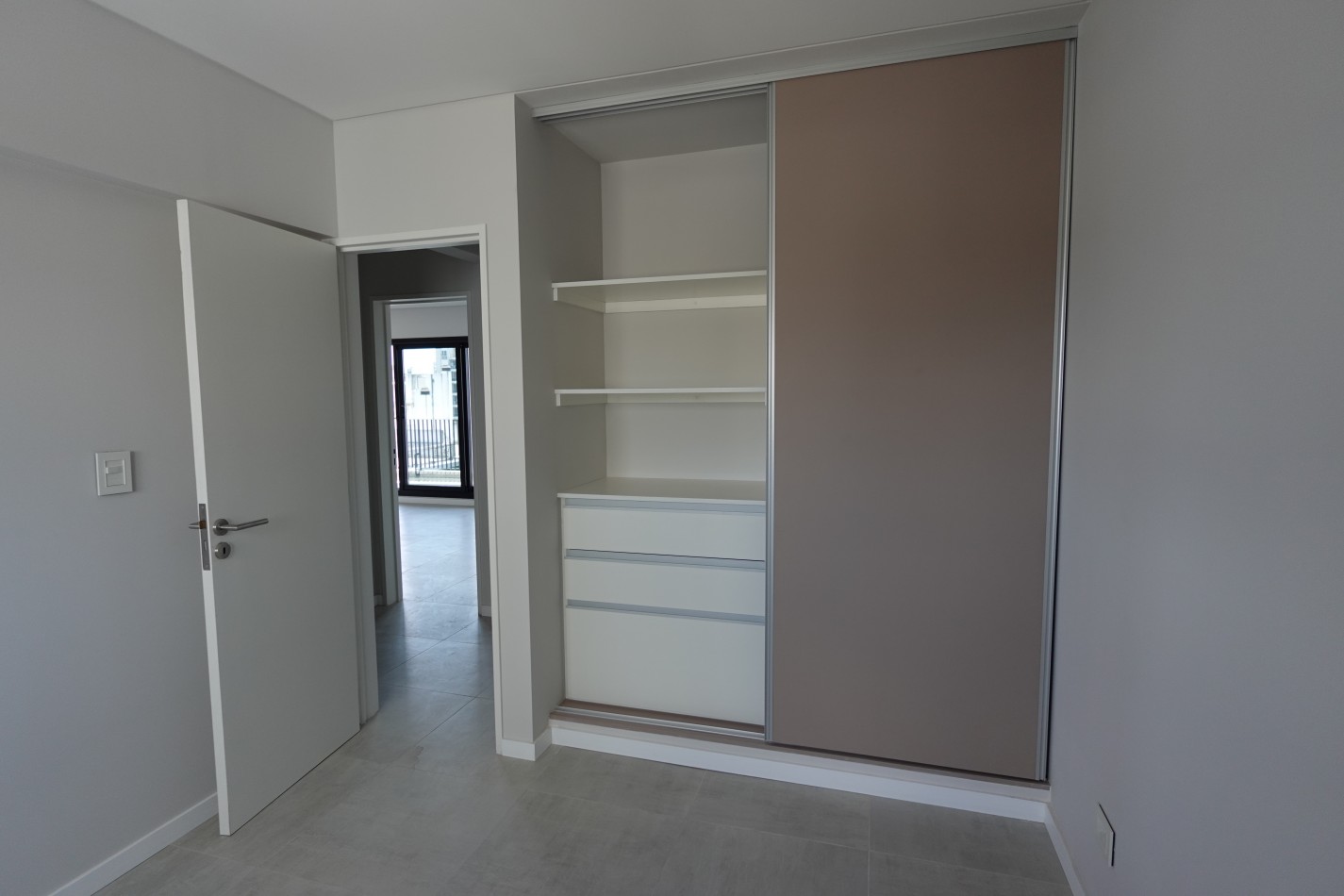 EN VENTA. Depto 2 dormitorios. EXCELENTE ZONA. Mendoza 2600