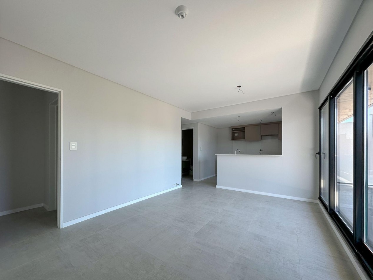 EN VENTA. Depto 2 dormitorios. EXCELENTE ZONA. Mendoza 2600