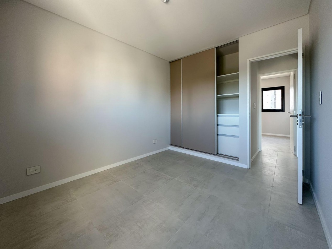 EN VENTA. Depto 2 dormitorios. EXCELENTE ZONA. Mendoza 2600