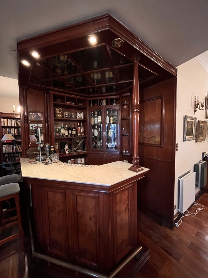 Exclusiva Casa en Fisherton de 4 dormitorios, parque, piscina 