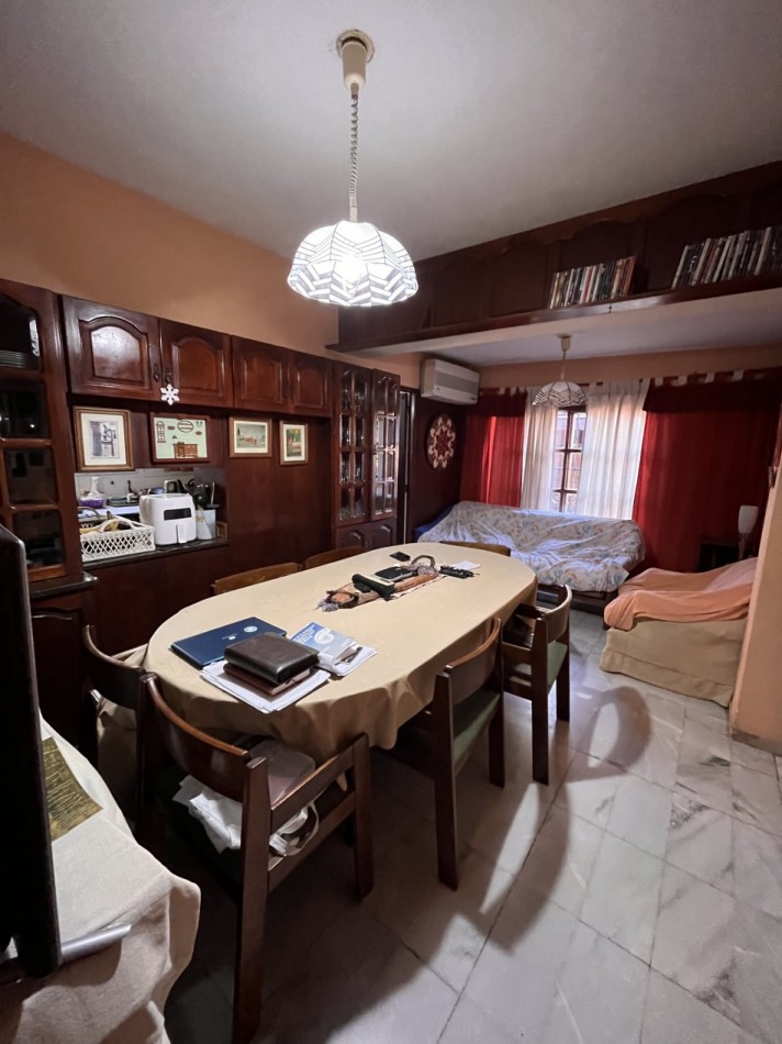 Exclusiva Casa en Fisherton de 4 dormitorios, parque, piscina 