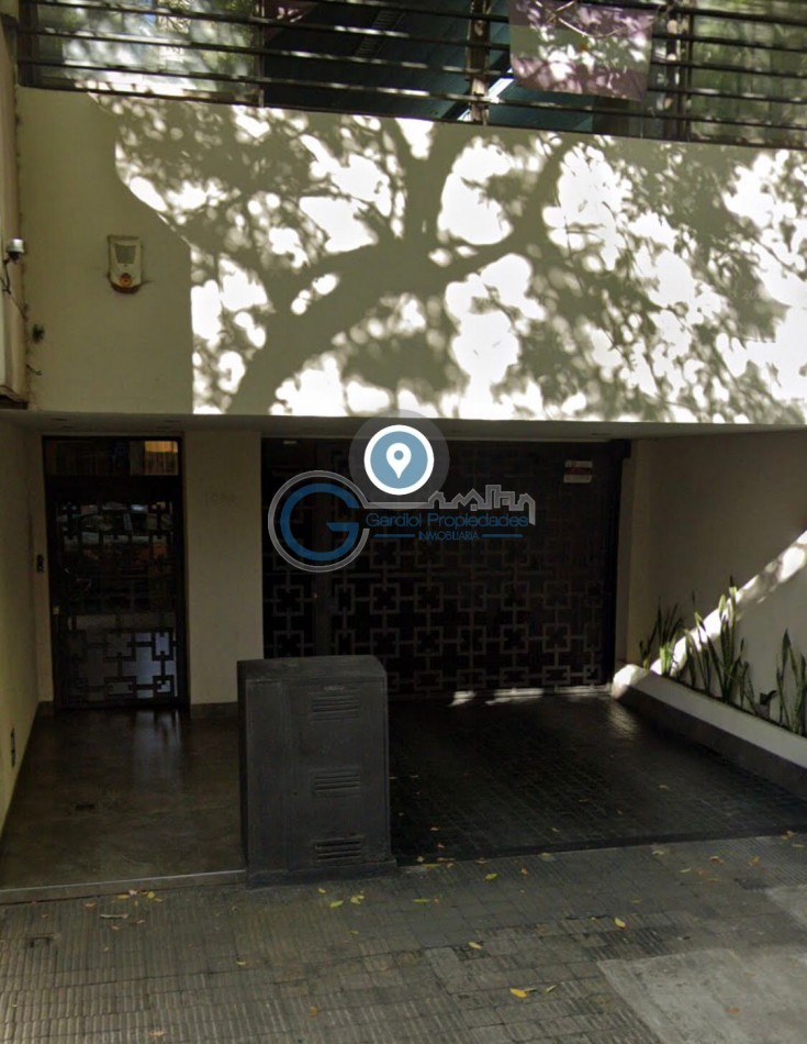 VENTA OPORTUNIDAD COCHERA CENTRICA EN PB 