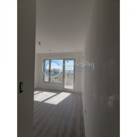 VENTA Amplio MONOAMBIENTE - Balcon visa parcial al rio - Piso alto - Amenities - PUERTO NORTE