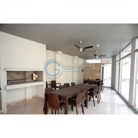 VENTA DEPARTAMENTO Semipiso a estrenar. Un dormitorio con patio y balcon . Amenities. Jujuy 1660