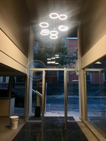 VENTA DEPARTAMENTO Semipiso a estrenar. Un dormitorio con patio y balcon . Amenities. Jujuy 1660