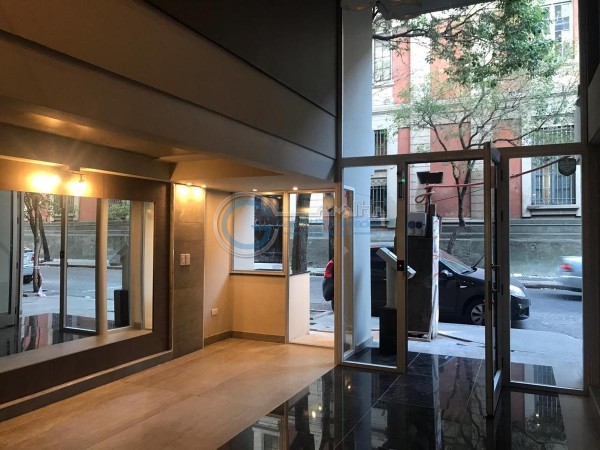 VENTA DEPARTAMENTO Semipiso 2 dormitorios con cochera. Balcon y patio. Amenities - Jujuy 1600