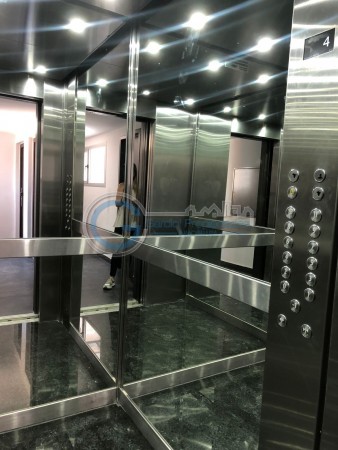 VENTA DEPARTAMENTO Semipiso UN DORMITORIO a estrenar. Balcon al frente y contrafrente con parrillero. Con cochera .Amenities en terraza vista al rio. Salta 1200