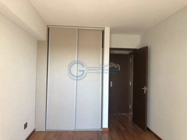 VENTA DEPARTAMENTO Semipiso UN DORMITORIO a estrenar. Balcon al frente y contrafrente con parrillero. Con cochera .Amenities en terraza vista al rio. Salta 1200