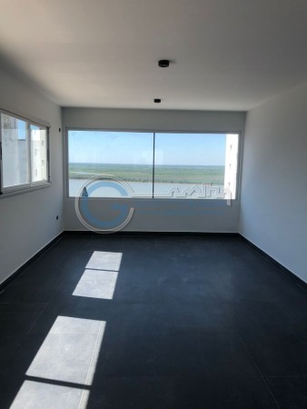 VENTA DEPARTAMENTO Semipiso UN DORMITORIO a estrenar. Balcon al frente y contrafrente con parrillero. Con cochera .Amenities en terraza vista al rio. Salta 1200