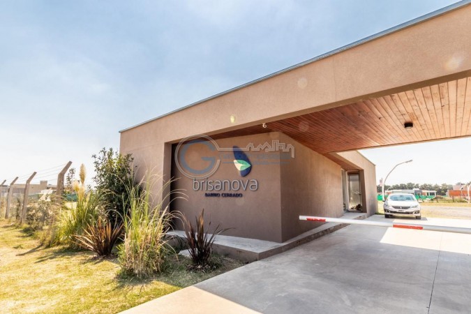 Lote en barrio cerrado - Brisanova, Pueblo Esther - Posesion inmediata!