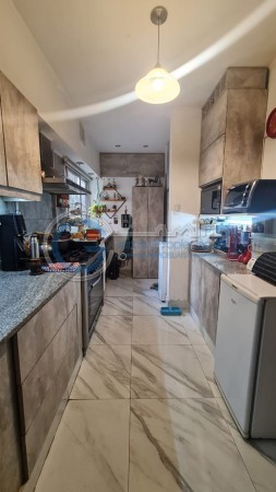 VENTA IMPECABLE DEPARTAMENTO AL FRENTE, TRES DORMITORIOS - ZONA RIO